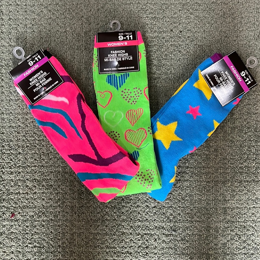 Women’s knee high patterns socks